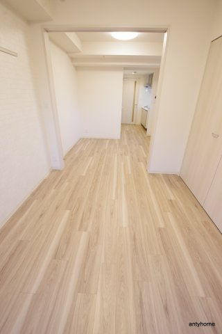 プレサンス心斎橋ニスト　仲介手数料無料の洋室