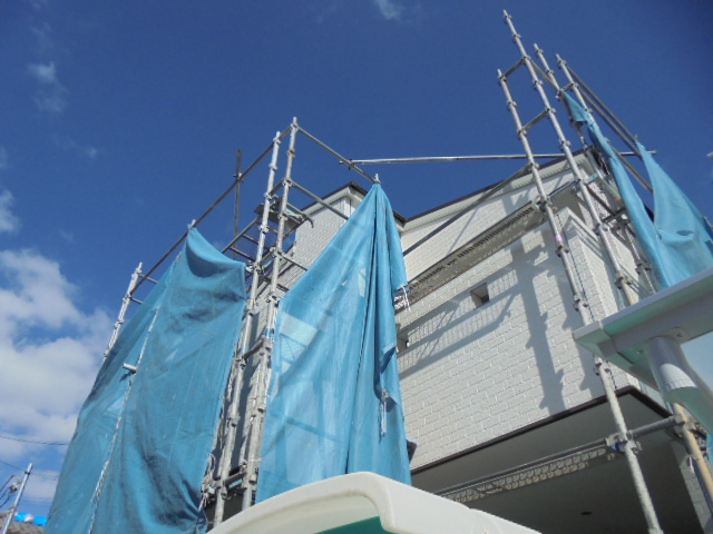 寝屋川市清水町　新築一戸建ての外観