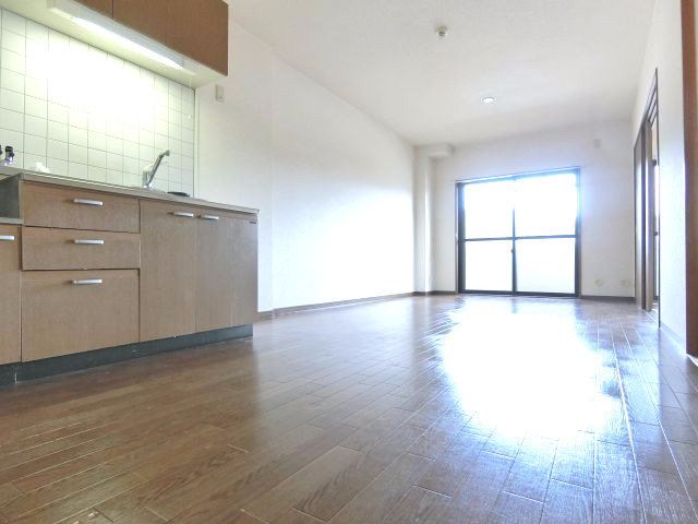 リーヴァ三日市の居間・リビング