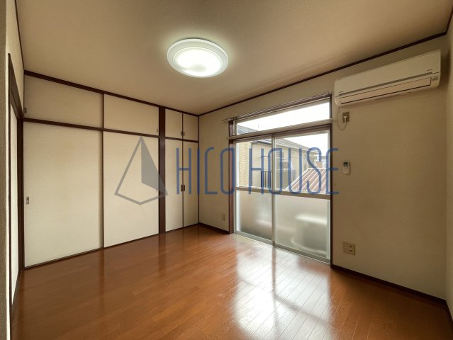 YSハイツ２の居間・リビング|こちらの居間で趣味の時間をお楽しみください