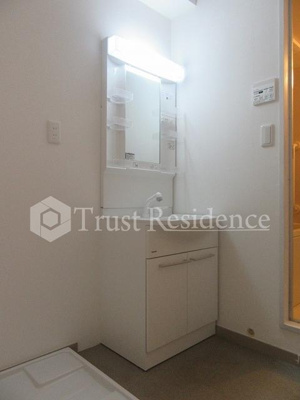 【洗面所】 | クリダイマンション | 独立洗面台