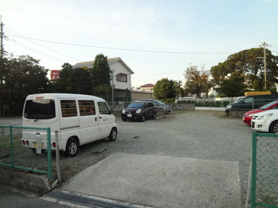 【居間・リビング】 | 山中モータープール(山ノ上町) | 中央