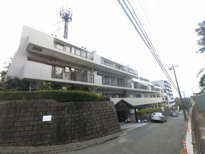 【外観】 | ダイアパレスグランディー宮前 | 小田急小田原線「新百合ヶ丘」駅バス10分、東急田園都市線「宮前平」駅バス20分「潮見台」停徒歩3分