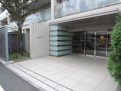 【エントランス】 | ブランズ宮崎台オンザテラス