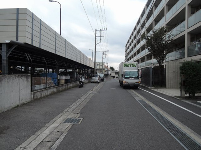 【周辺】 | ブランズ宮崎台オンザテラス | 前面道路