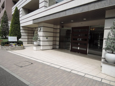 【エントランス】 | アデニウム新横浜