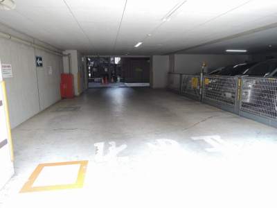 【駐車場】 | アデニウム新横浜