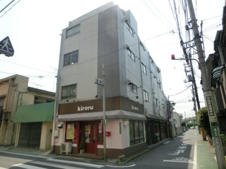 【外観】 | 鉄骨造の重厚な外観。
