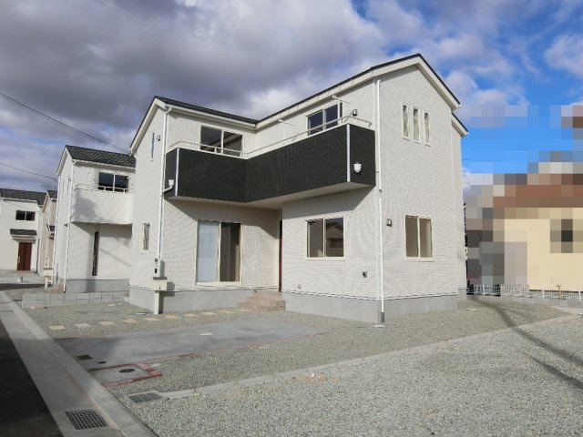 神戸市西区岩岡町岩岡第1　5号棟の外観