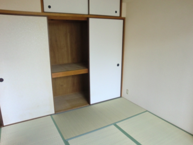 オークヒルズの和室