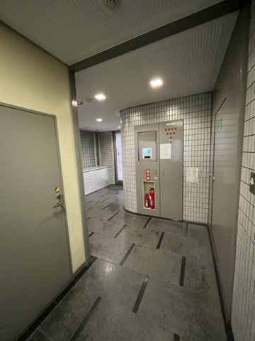 昭栄ビルのロビー