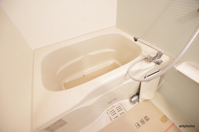ジアコスモ難波南　仲介手数料無料の浴室