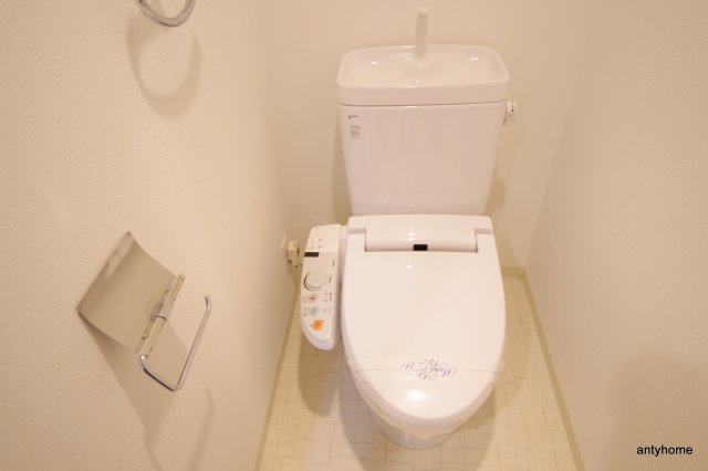 アドバンス西梅田　仲介手数料無料のトイレ