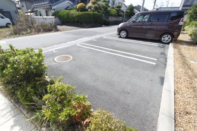 【駐車場】 | シャーメゾン新田