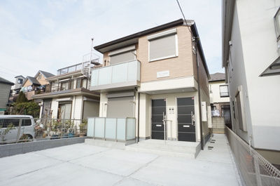 【外観】 | フラット新吉田【SHM】 | 積水ハウス施工の賃貸住宅シャーメゾン♪「綱島」駅徒歩18分♪1フロア1住戸の2階建てアパートです☆