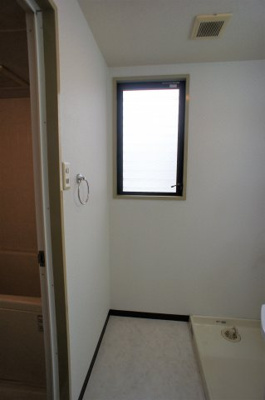 【洗面所】 | メゾンドール