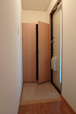 【玄関】 | カーサフィオーレA棟