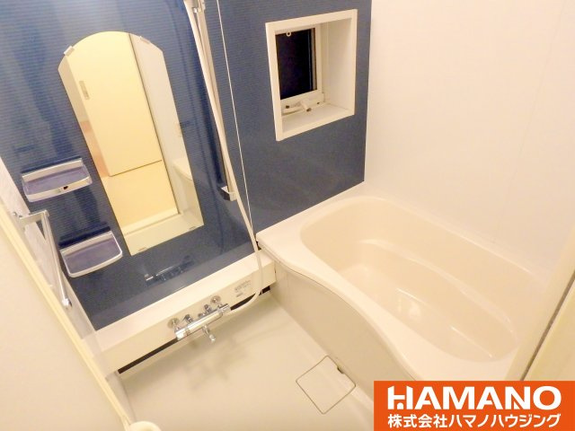 メゾンスタッグの浴室|コンパクトで使いやすいお風呂です