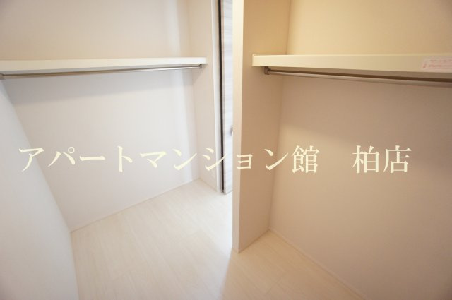 BLESSHOUSE柏西町Bの収納