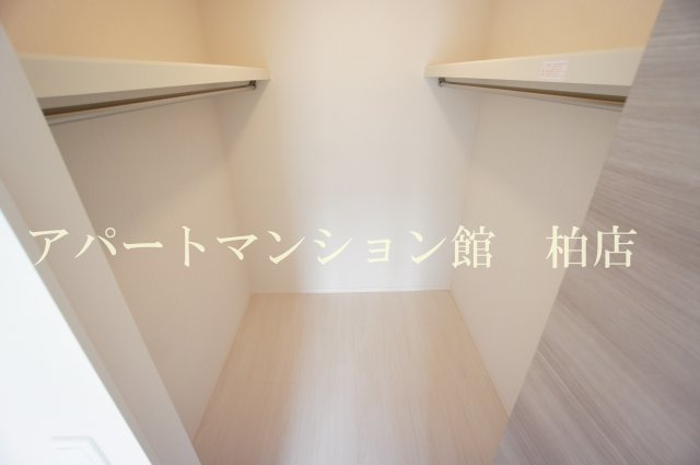 BLESSHOUSE柏西町Bの収納