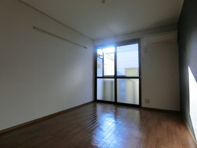 【洋室】 | エクシブ三国ヶ丘