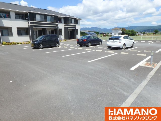 スターブルKIYの駐車場