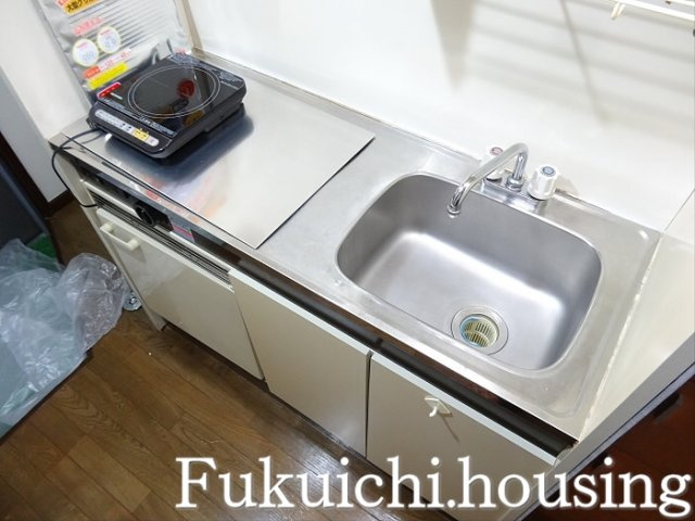 イエスタデイのエントランス