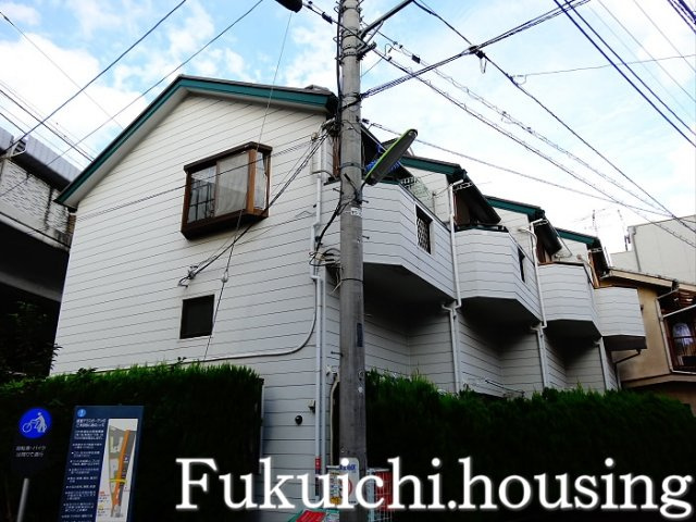 イエスタデイの外観