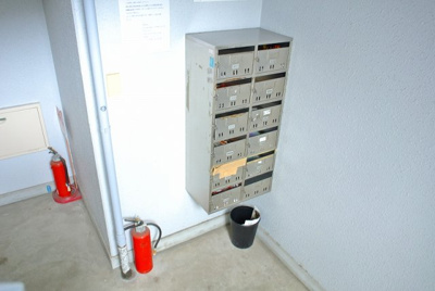 【エントランス】 | ハイツエフォート | 清掃が巡回してますので綺麗な共用部分になっております。