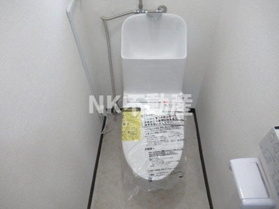 【トイレ】 | サイレンスハイム（八戸ノ里賃貸） | コンパクトで使いやすいトイレです