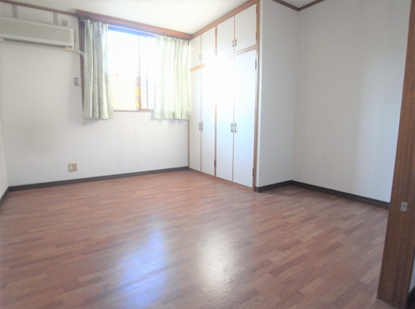 塚本ビルの居間・リビング|ゆったり過ごせる居間です