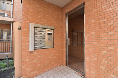 【エントランス】 | ファミールガーデン横浜・小机四番館