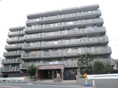 【外観】 | エンゼルハイム獅子ヶ谷 | 29平米の開放感のある専用庭付の為ガーデニング等を楽しむ事が出来ます。