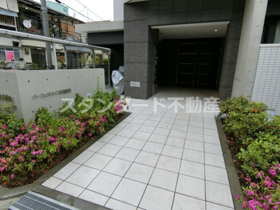 【エントランス】 | パーフェクトライフ京橋駅前