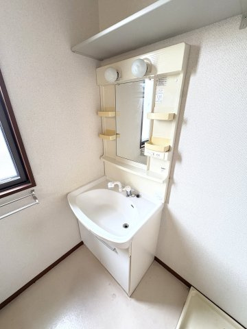 グランメール昭島Hの玄関