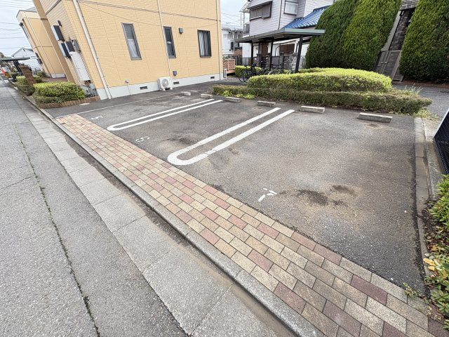 グランメール昭島Hの駐車場