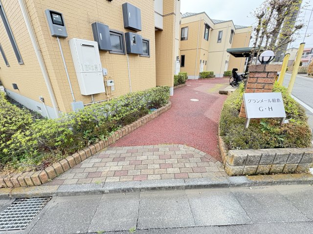 グランメール昭島Hのエントランス