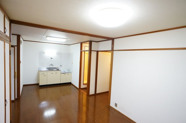 【居間・リビング】 | グリーンヒルズ新津 | 広々LDK♪