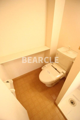 【トイレ】 | アクシス | ゆったりとした空間のトイレです