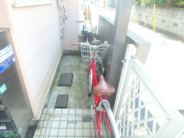 サンロイヤル元住吉のロビー
