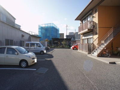 【駐車場】 | ヴィラージュ・ド・シャンテ | 駐車場2台込みです♪