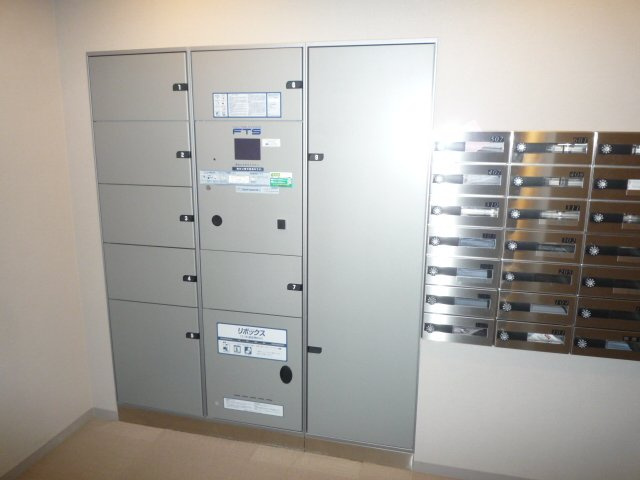 ザ・パークハウス湯島龍岡町のその他共用部分|宅配ボックス