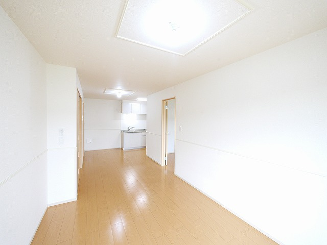 ソレイユ（田町）の居間・リビング|居間です