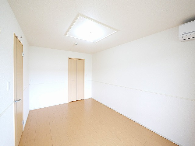 ソレイユ（田町）の洋室|個人の部屋や寝室として使える洋室です