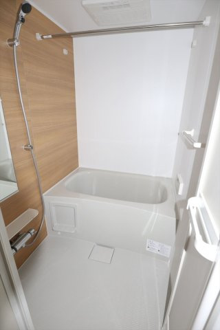 優竣弐番館の浴室