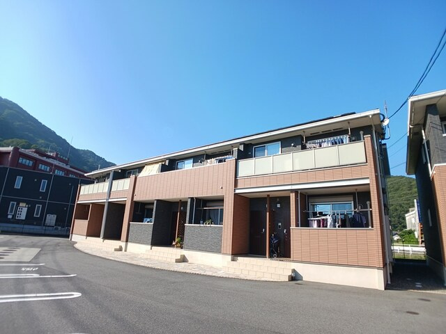 優竣館