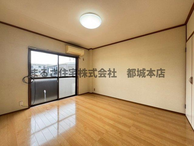コーポチムラの居間・リビング