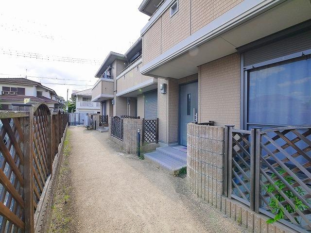 昴の郷学園前のその他共用部分|玄関周り