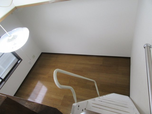 コーポラスSAKAIの洋室