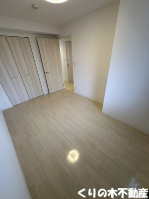 【洋室】 | アルファライフ今治銀座 | 個人の部屋や寝室として使える洋室です